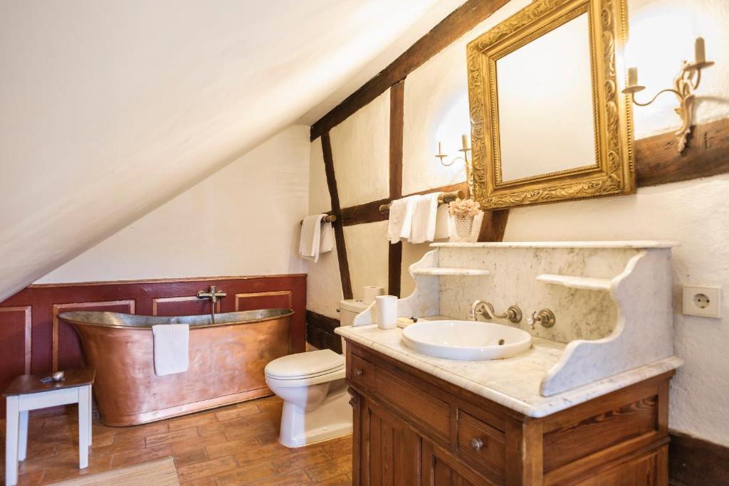 Hotel De Charme 'Zum Schiff' Iffezheim Kamer foto